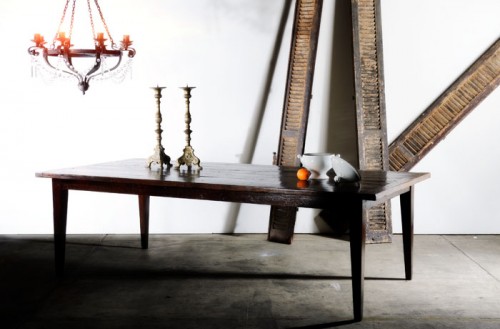FRENCH FARMHOUSE "CARRIAGE' OAK DINING TABLE 