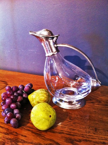 HANDCRAFTED ITALIAN GLASS & PEWTER DECANTER