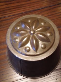 FRENCH TIN JELLY MOULD