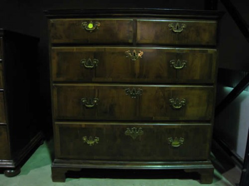 ENGLISH 18th C. FIVE DRAWER WALNUT CHEST ON BRACKET FEET