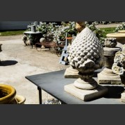RECONSTITUTED STONE DECORATIVE PINEAPPLE