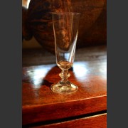 FRENCH CRYSTAL CHAMPAGNE FLUTES