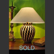 'ZEBRA' STRIPED LAMPBASE WITH SHADE