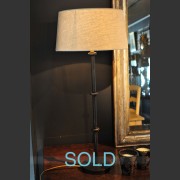 'BUTTON' PAINTED METAL LAMP 