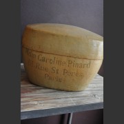 SMALL DECORATIVE STORAGE BOX