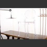 ITALIAN IGLOO GHOST CHAIR IN CLEAR