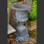 VERSAILLES URN AND PLINTH