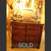 WILLIAM AND MARY OAK FOUR DRAWER CHEST